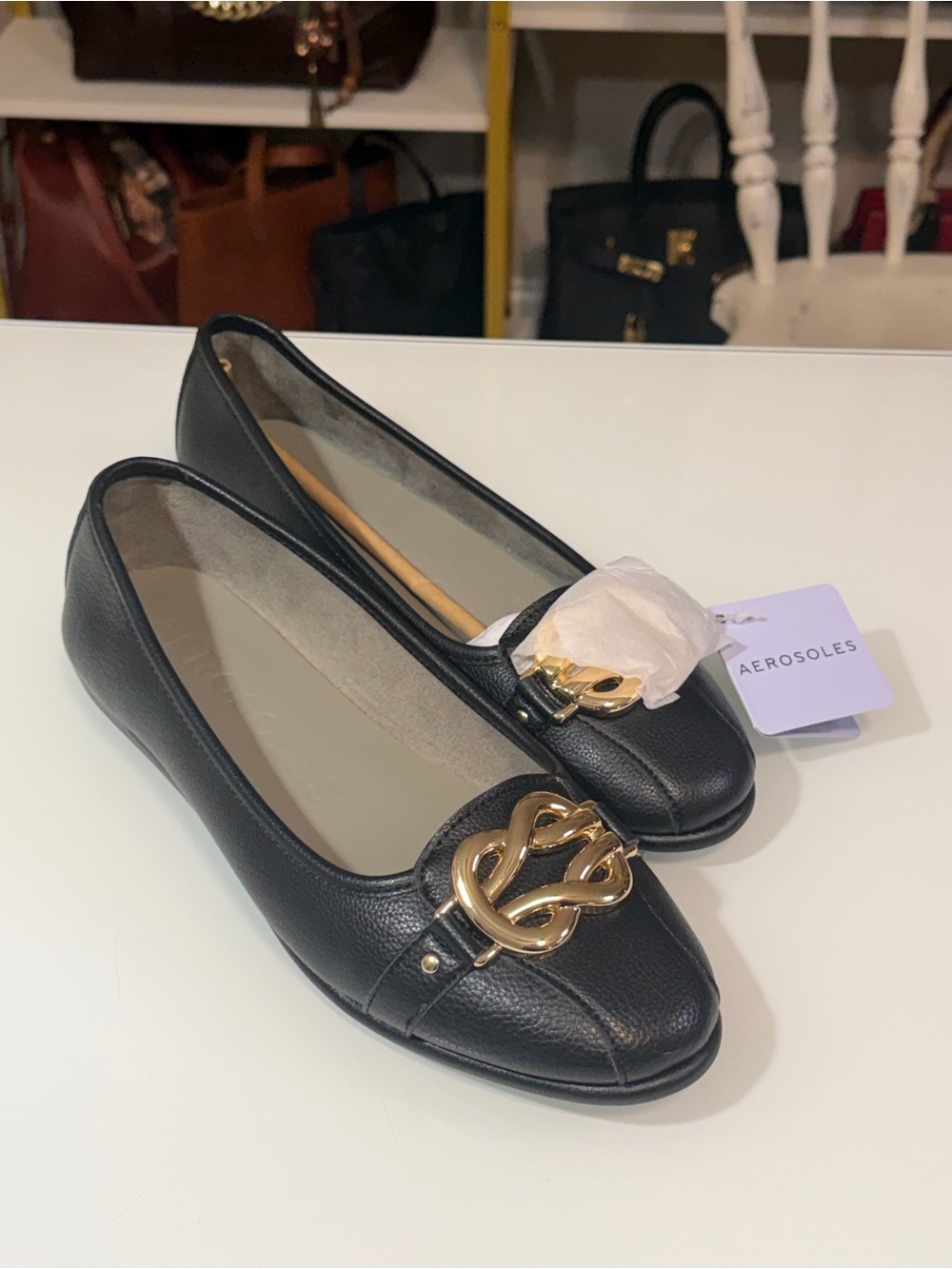 AEROSOLES Big Bet Black Loafers with Gold Knot Accent Size 10